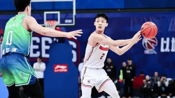 上海男篮战胜福建男篮，实现四连胜